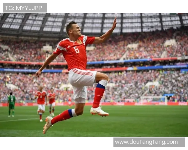 世界杯预选赛月度最佳球员荣誉实至名归展现超凡实力与领袖风范